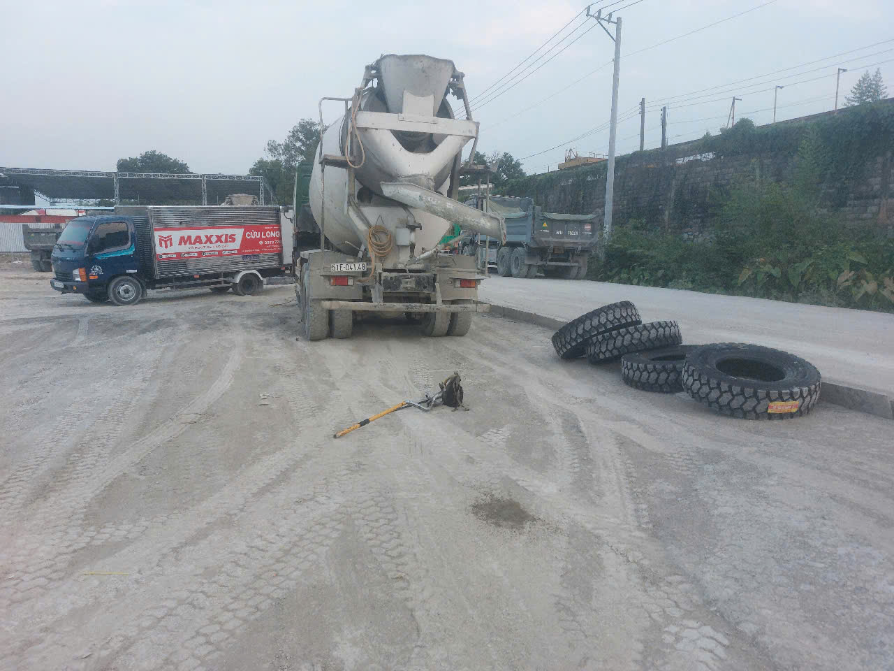 Vá Lốp Xe Lưu Động 24/24 Đường Mỹ Phước Tân Vạn